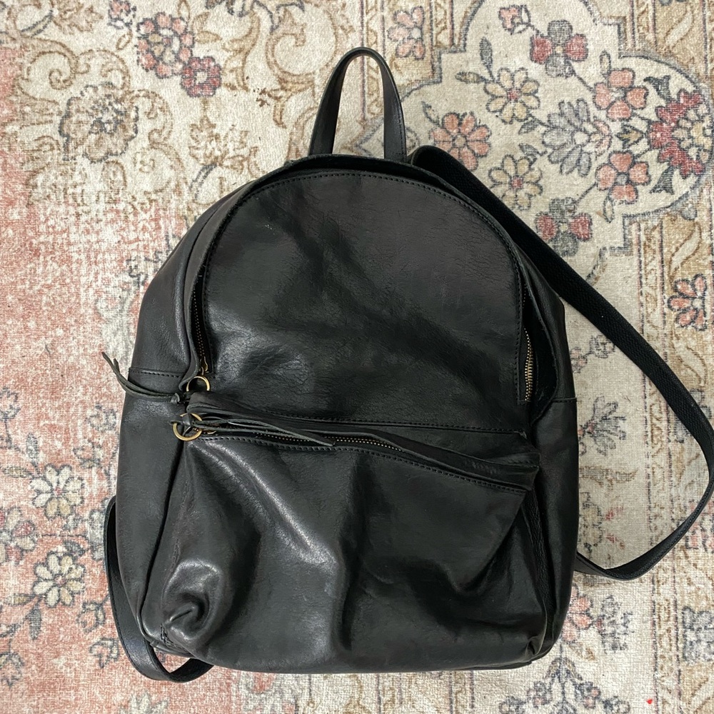 Madewell black leather backpack